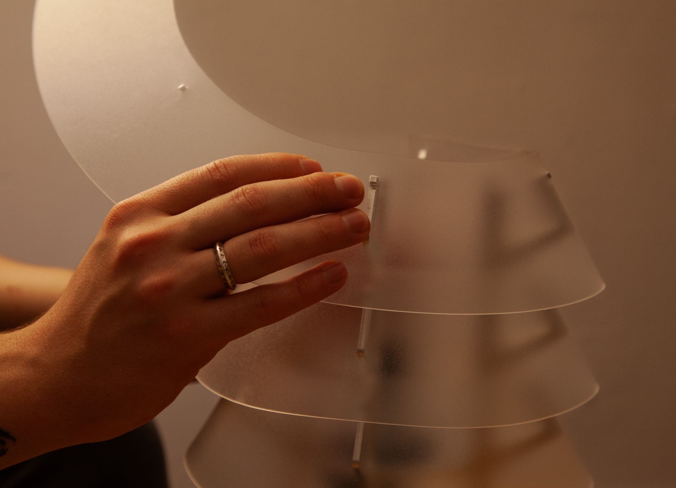 Yomu Table Lamp assembly