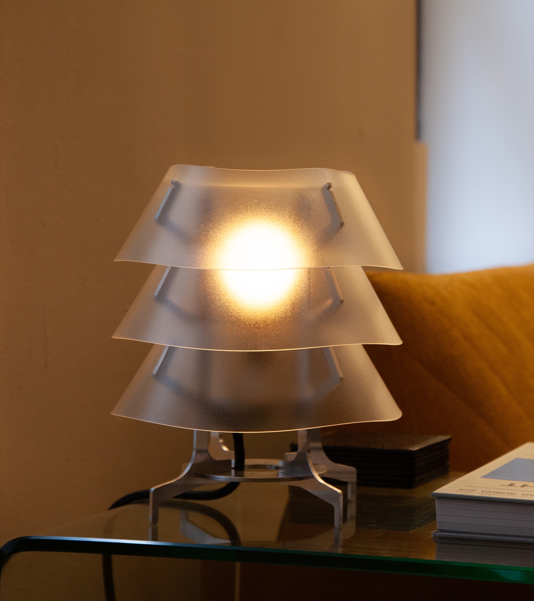 Yomu Table Lamp diffusers